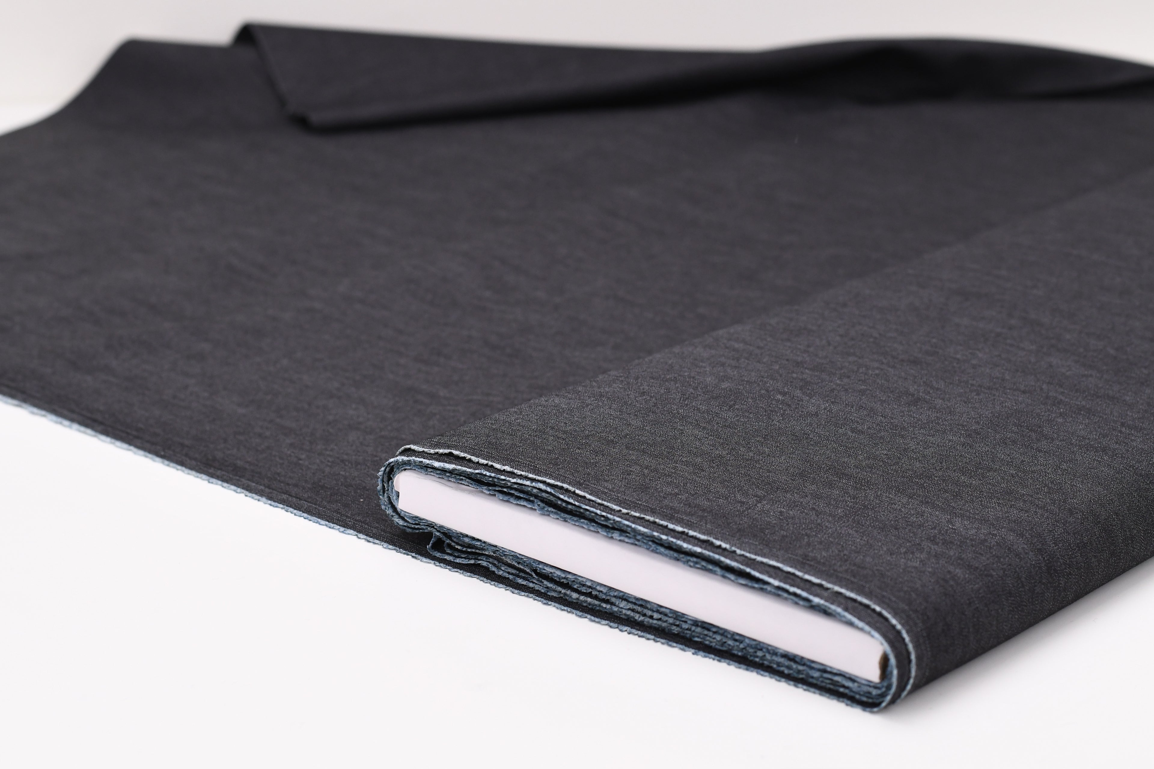 Denim chambray lavé 5 oz – Noir carbone