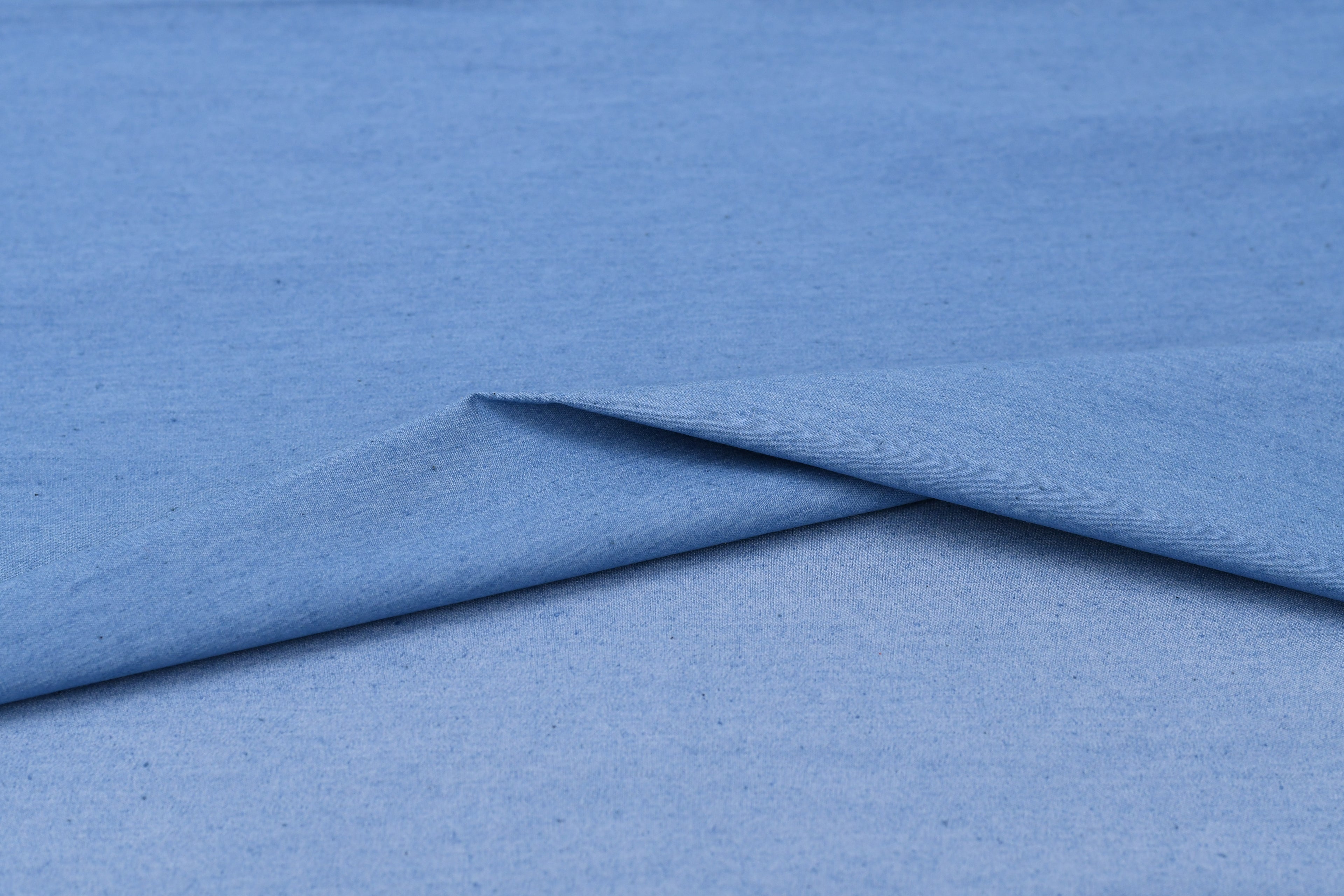 5oz Soft Cotton Spandex Chambray Denim Fabric– Light Blue