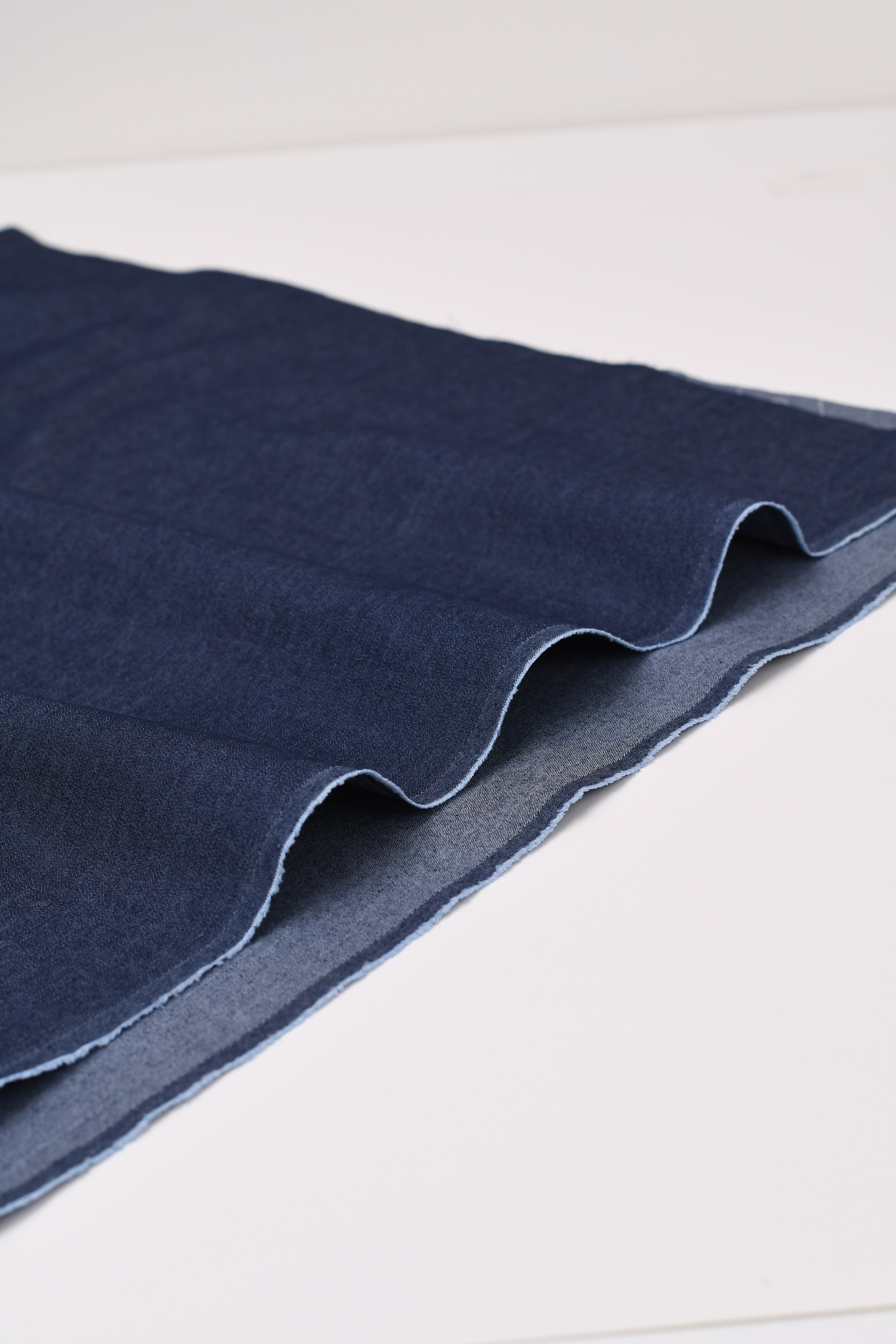 Denim chambray lavé 5 oz – Bleu encre