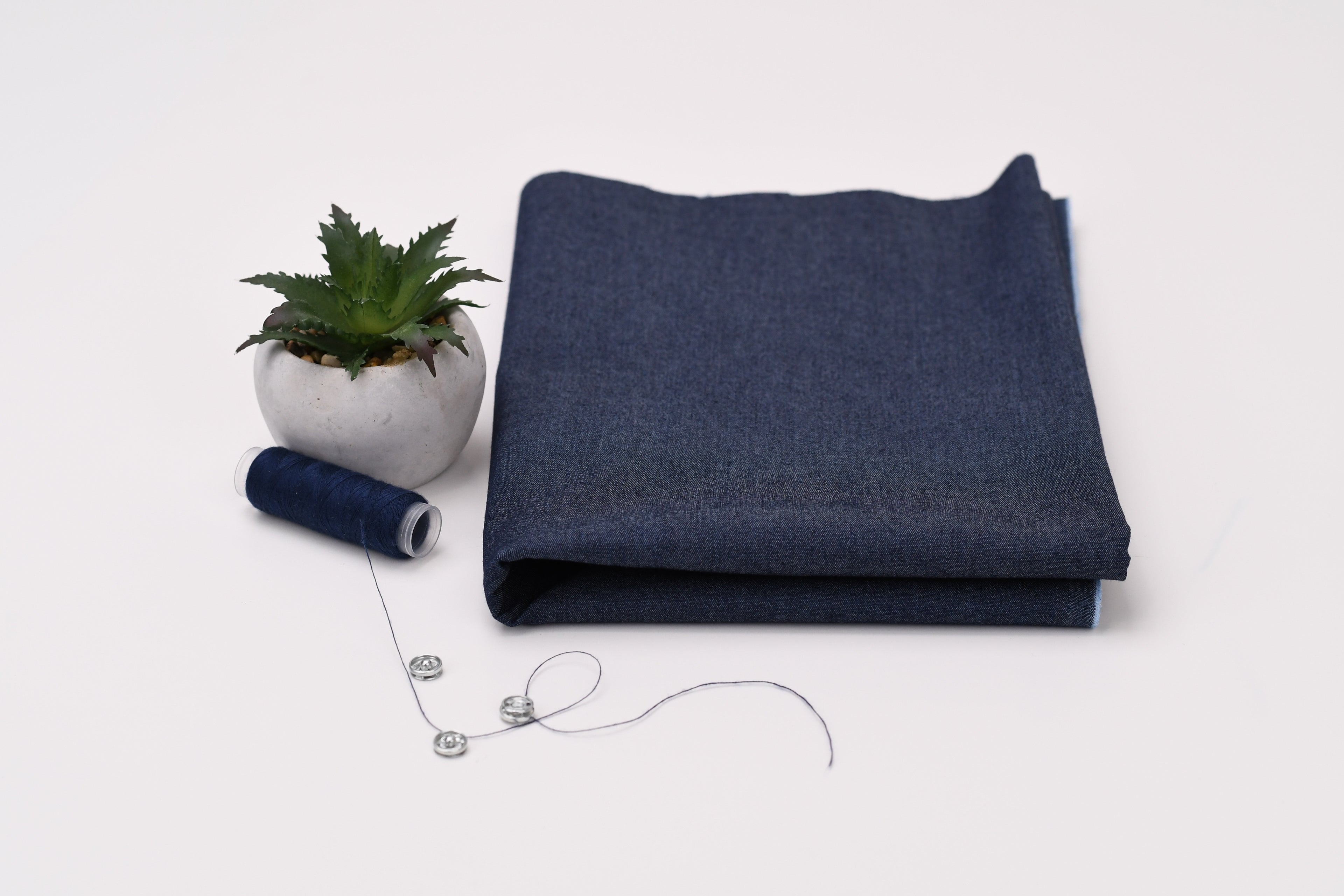 Denim chambray lavé 5 oz – Bleu encre