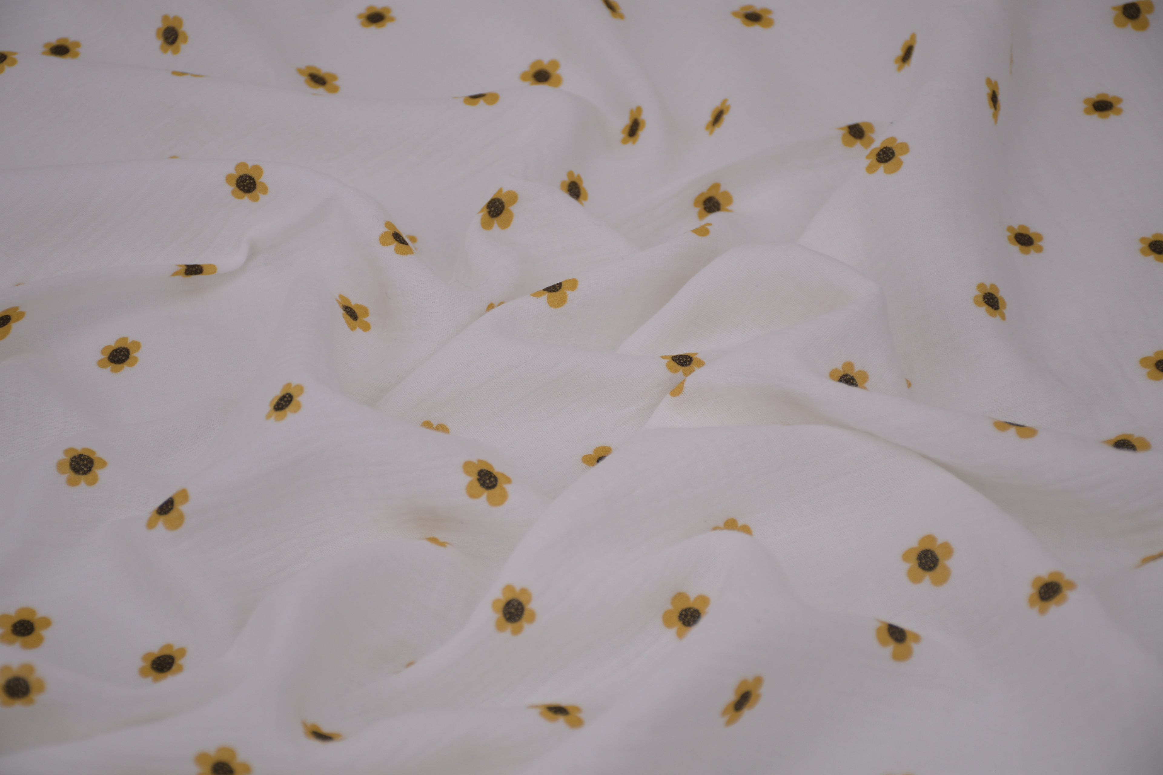 100% Cotton Muslin Double Gauze Print - Little Marigold