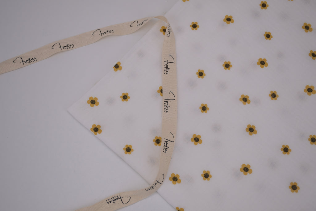 100% Cotton Muslin Double Gauze Print - Little Marigold