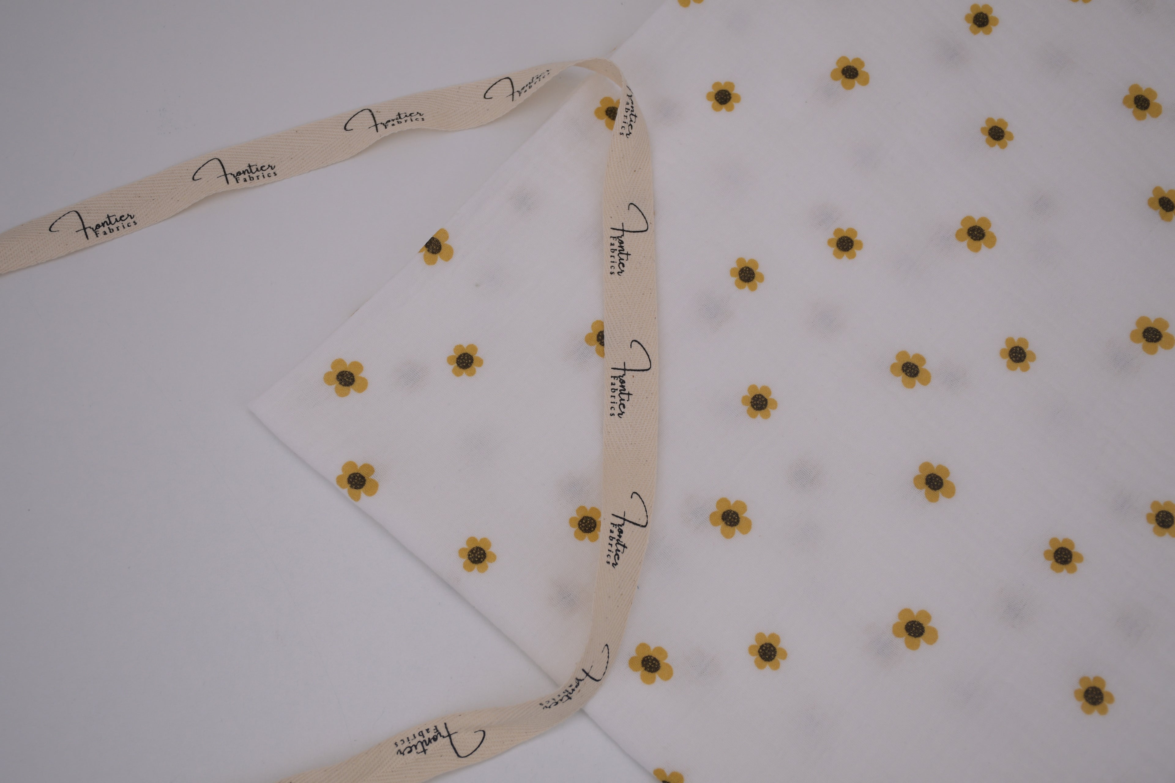 100% Cotton Muslin Double Gauze Print - Little Marigold