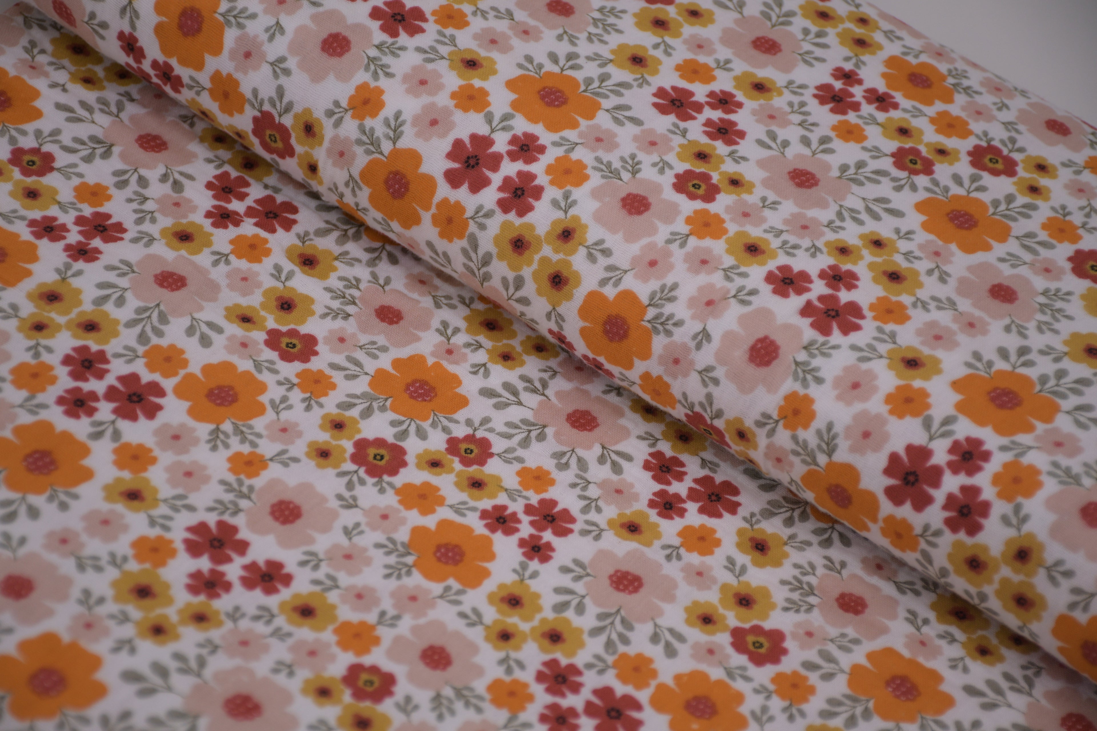 100% Cotton Muslin Double Gauze Print - Retro Wildflowers