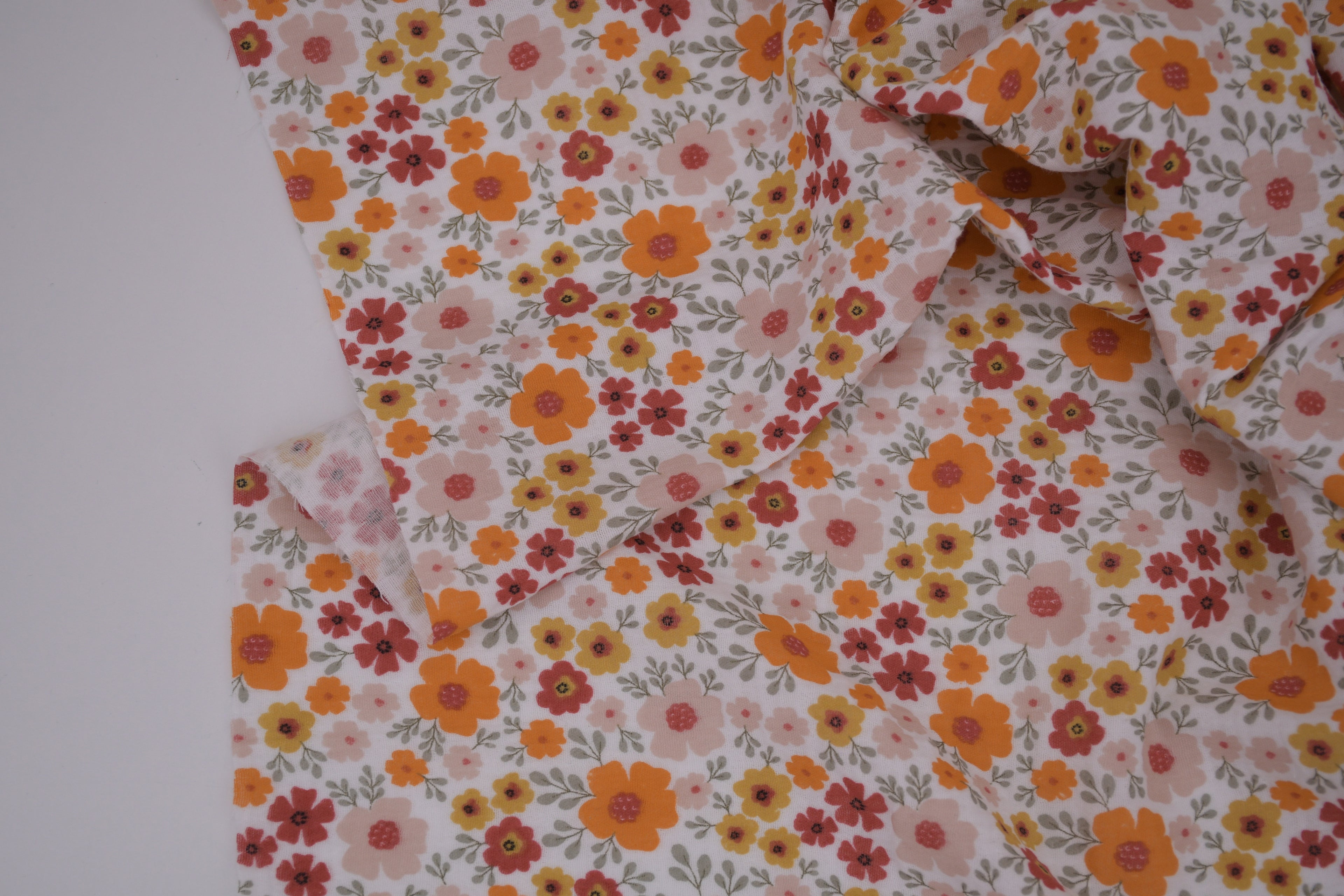 100% Cotton Muslin Double Gauze Print - Retro Wildflowers