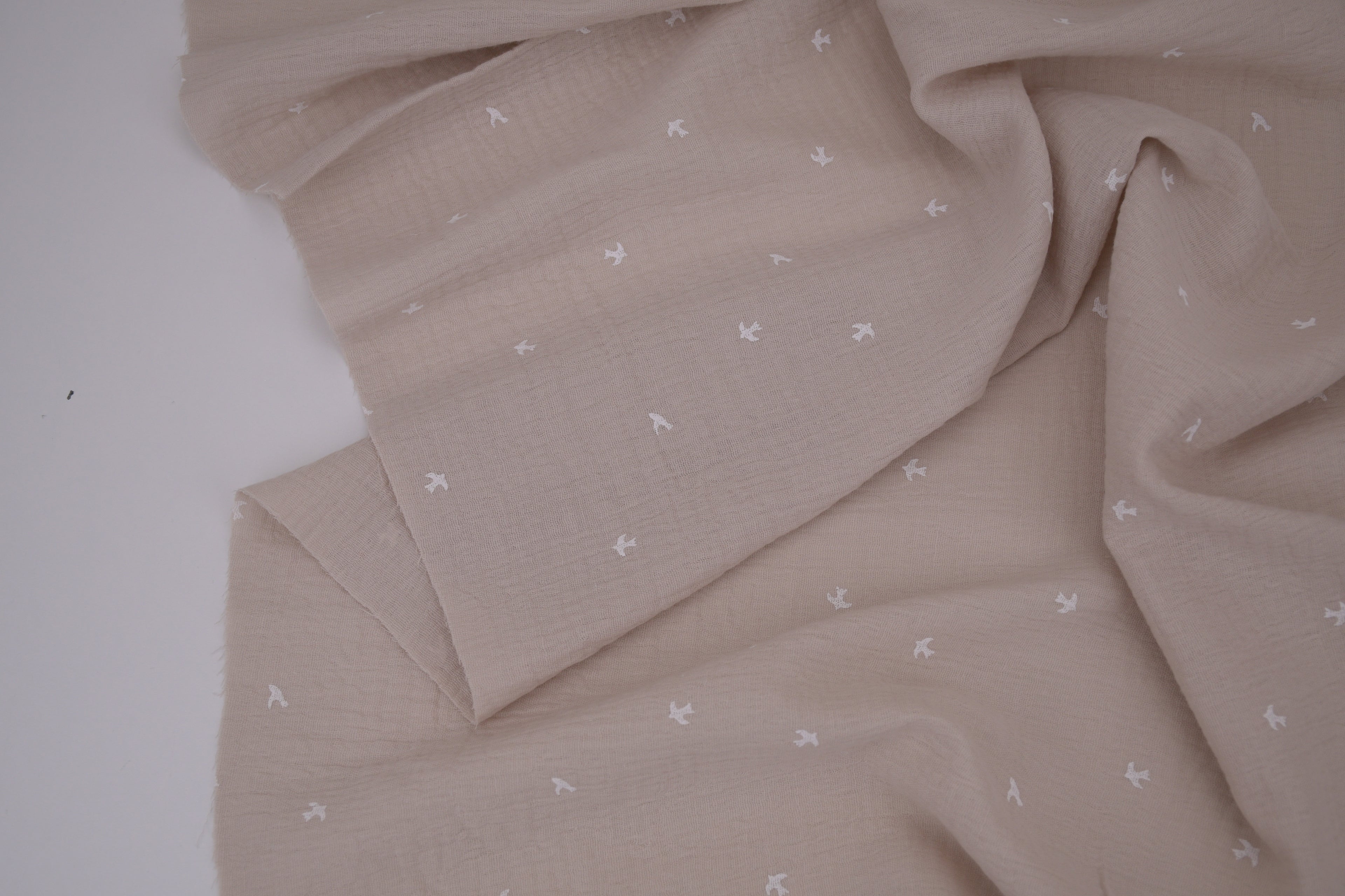 100% Cotton Muslin Double Gauze Print - Tiny Swallow