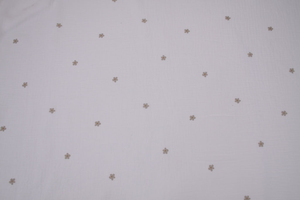 100% Cotton Muslin Double Gauze Print - Blush Daisies