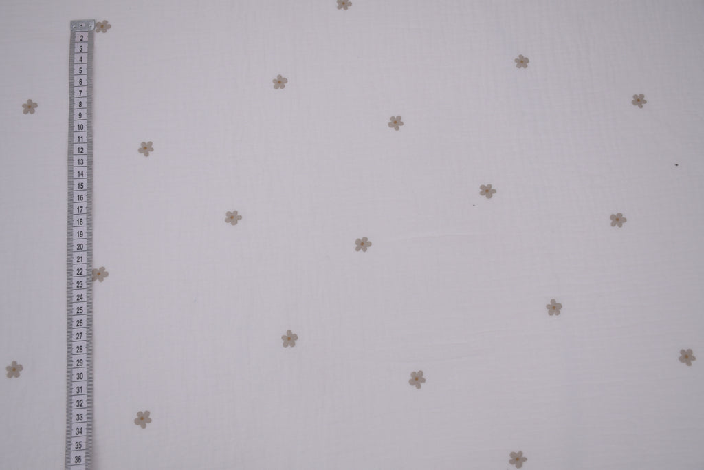 100% Cotton Muslin Double Gauze Print - Blush Daisies