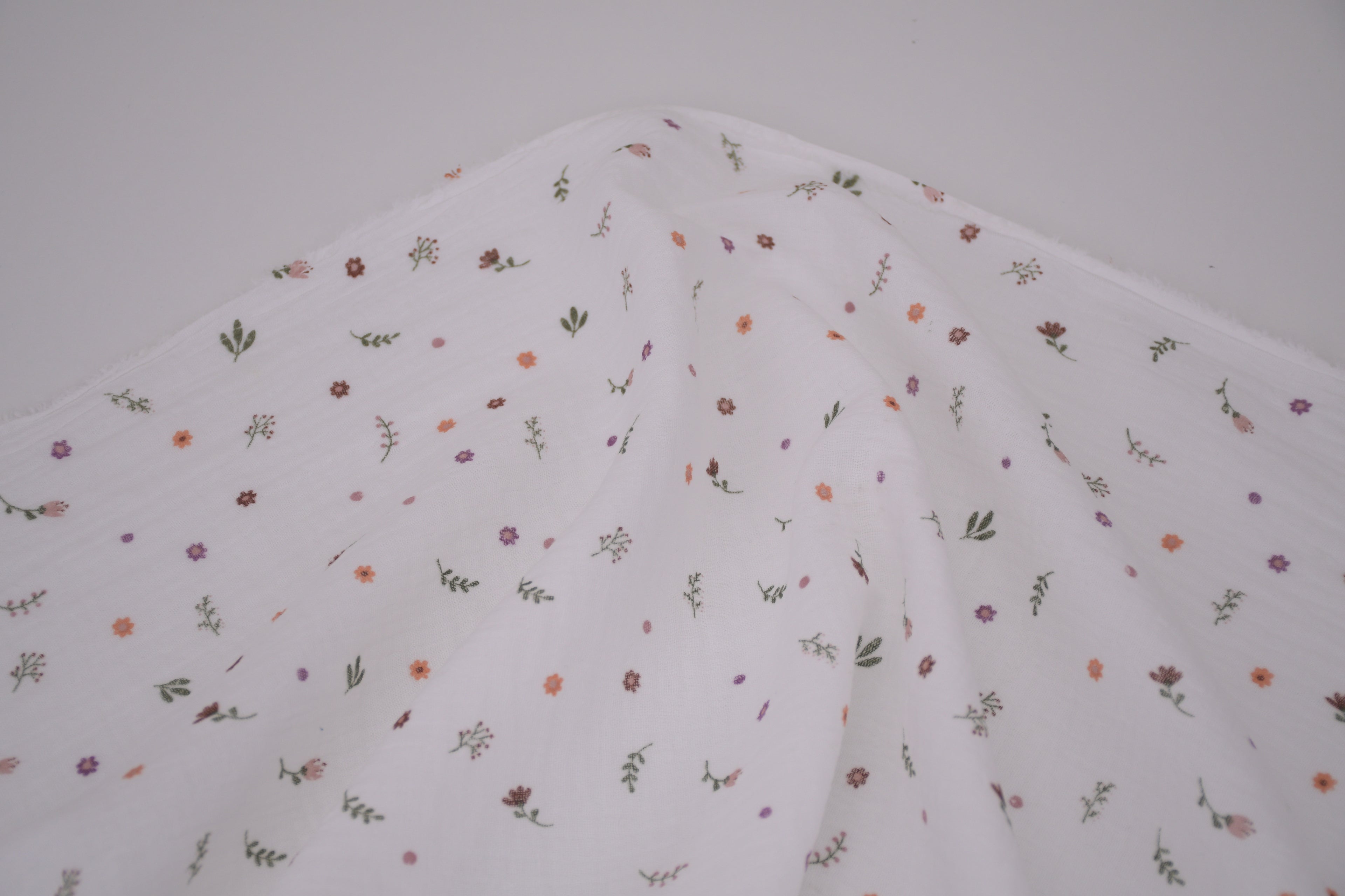 100% Cotton Muslin Double Gauze Print - Penny Petals