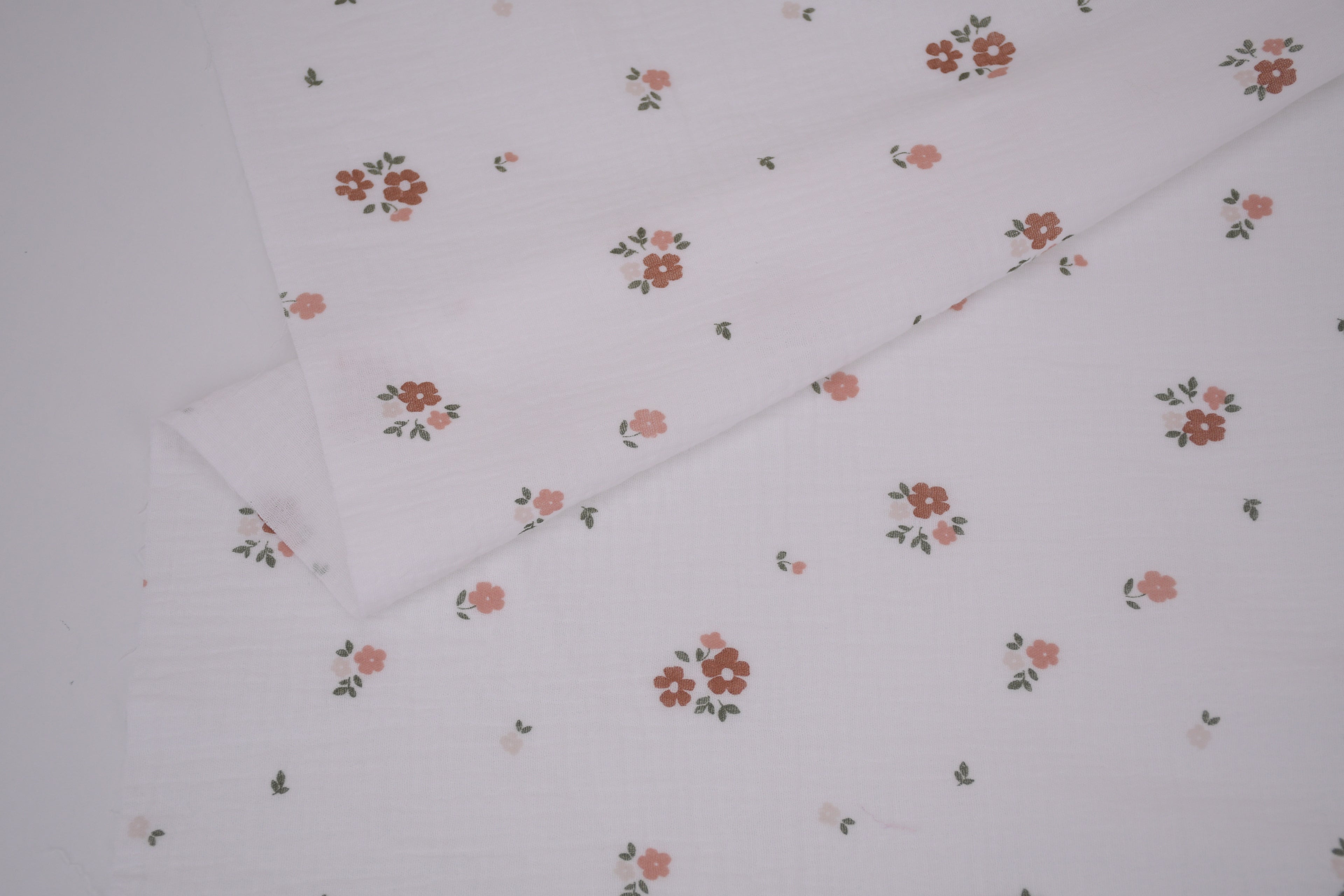 100% Cotton Muslin Double Gauze Print - Apricot Bloom