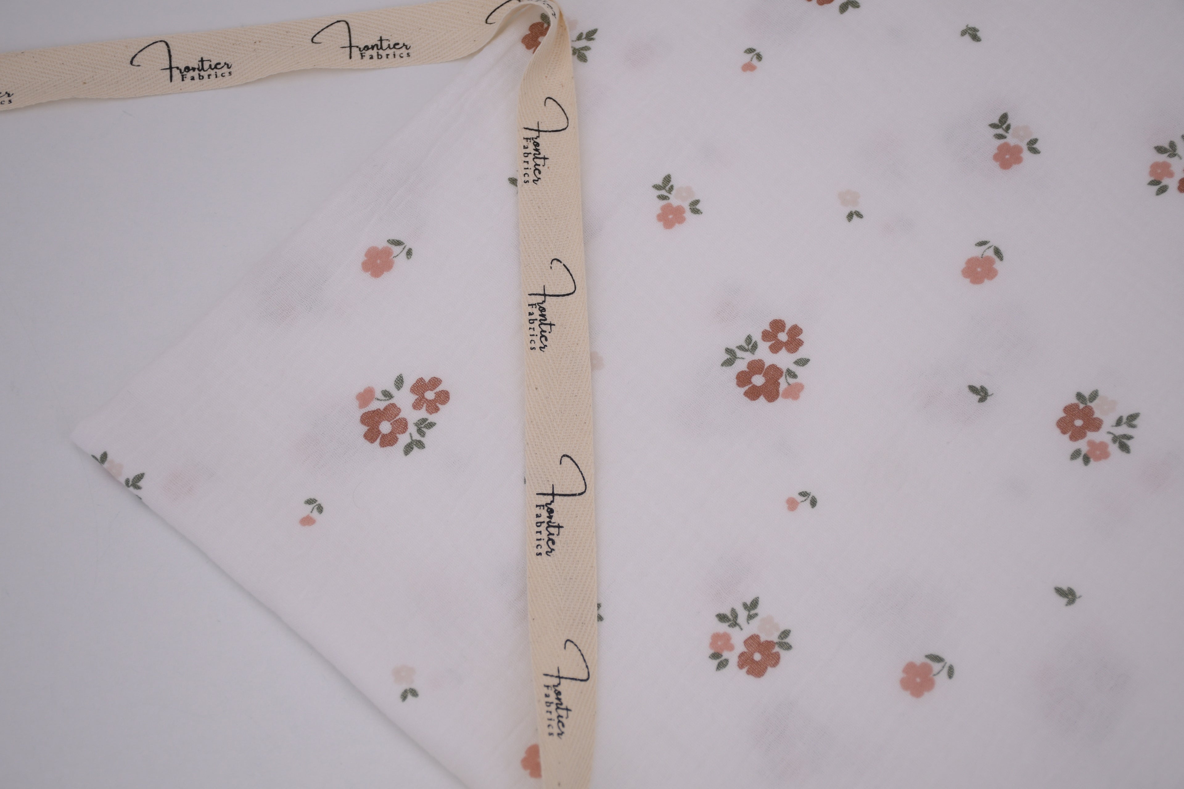 100% Cotton Muslin Double Gauze Print - Apricot Bloom