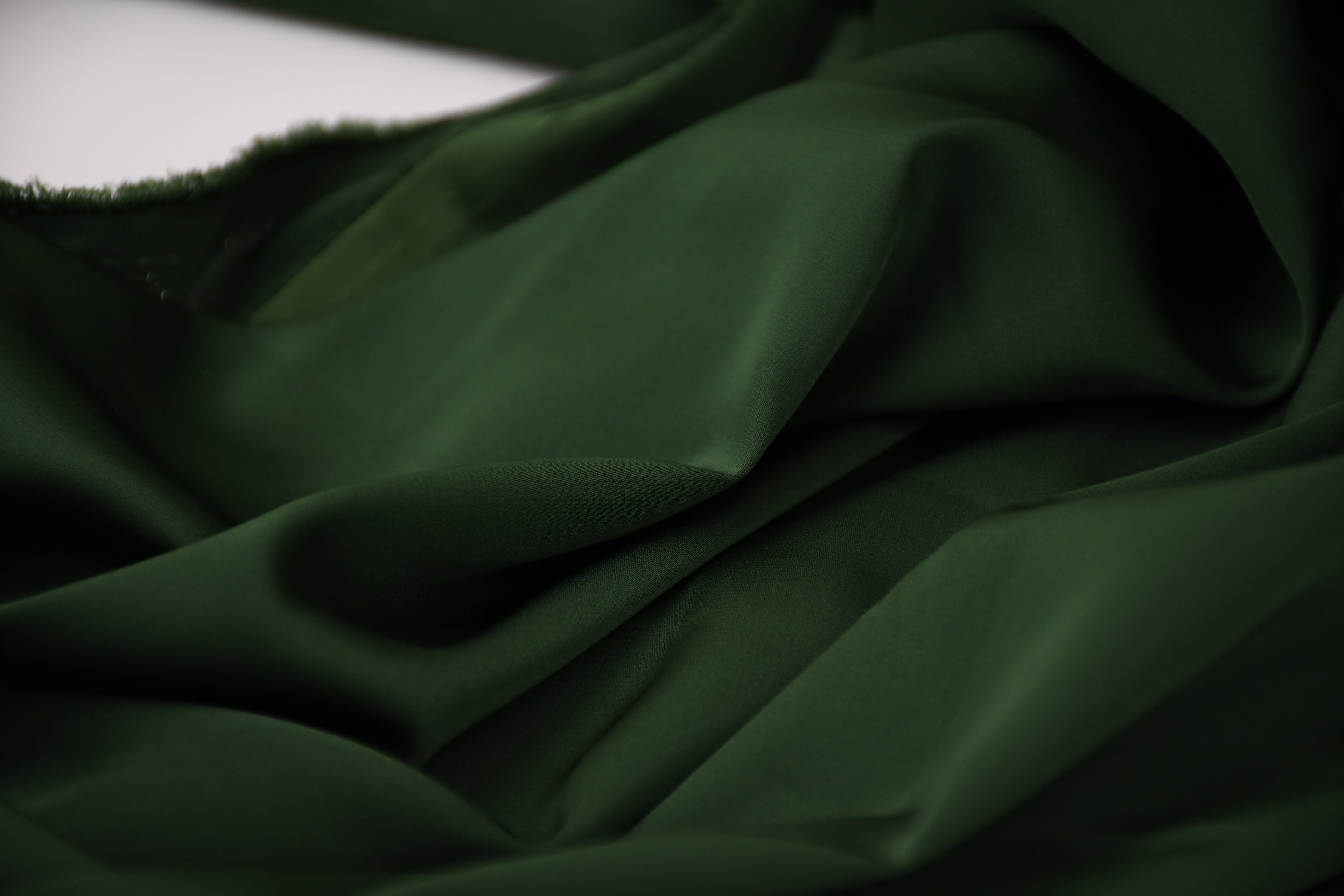 Silky Satin Stretch- Pine
