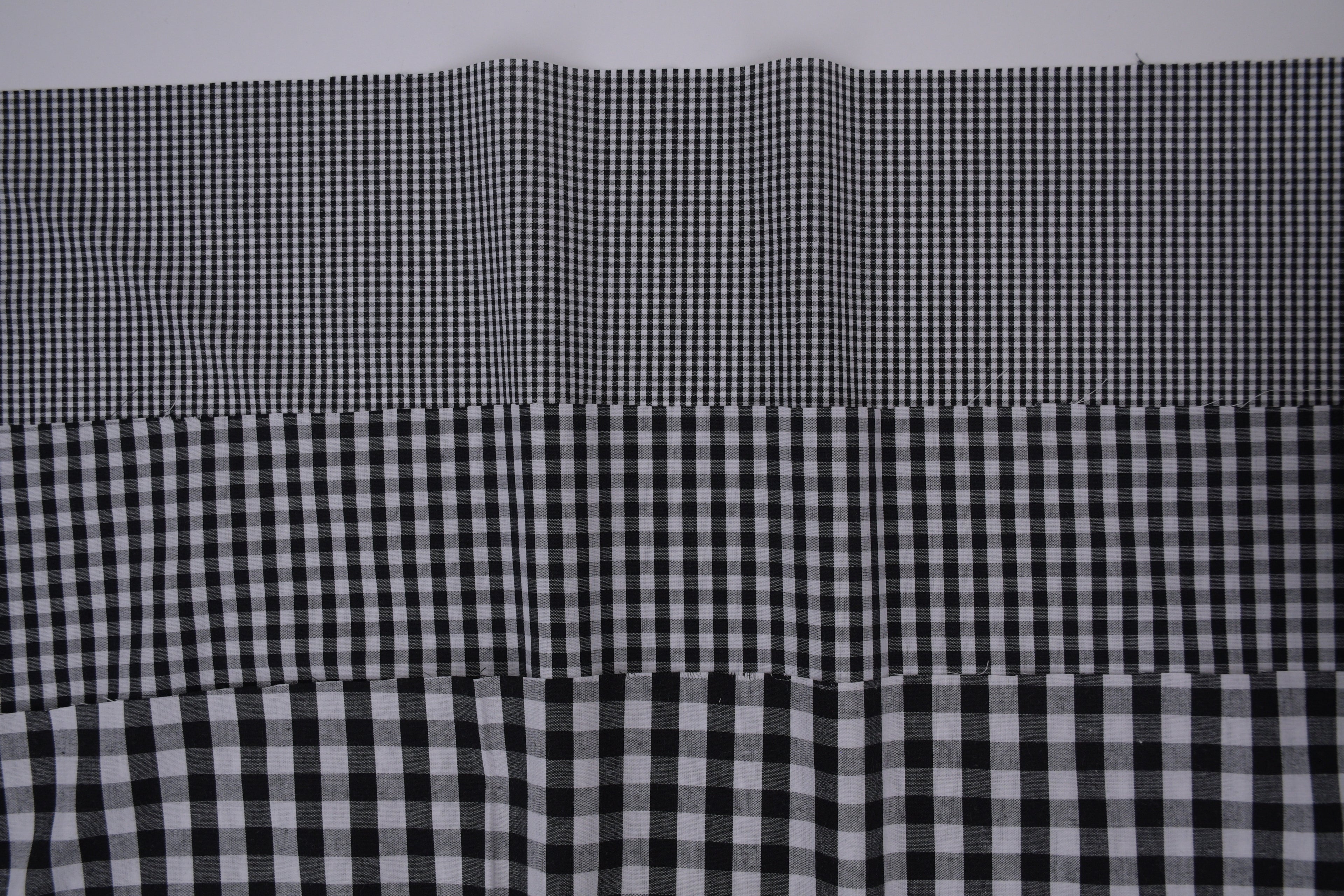 Gingham Checks Yarn-Dyed Cotton Fabric - Black