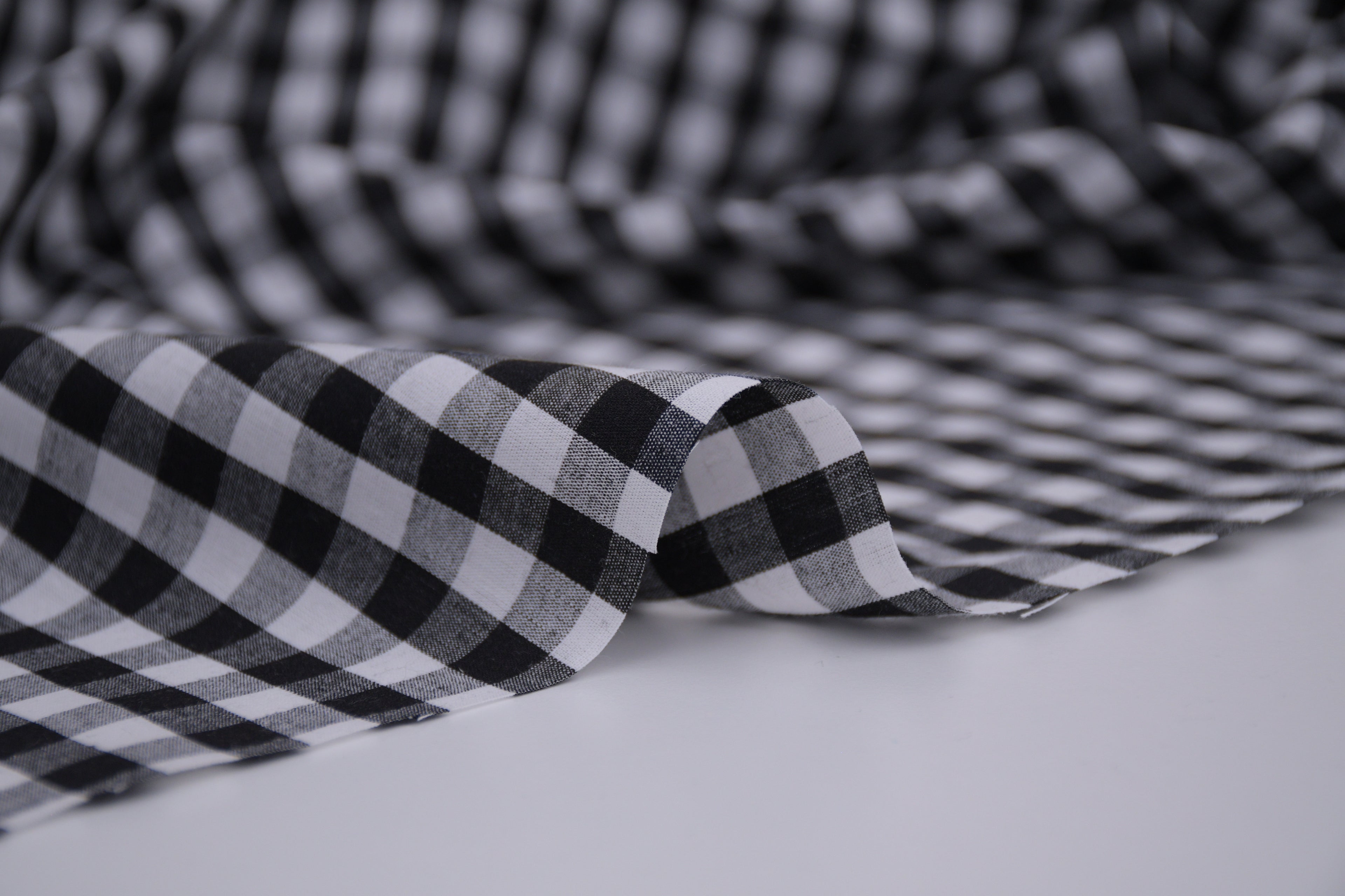 Gingham Checks Yarn-Dyed Cotton Fabric - Black
